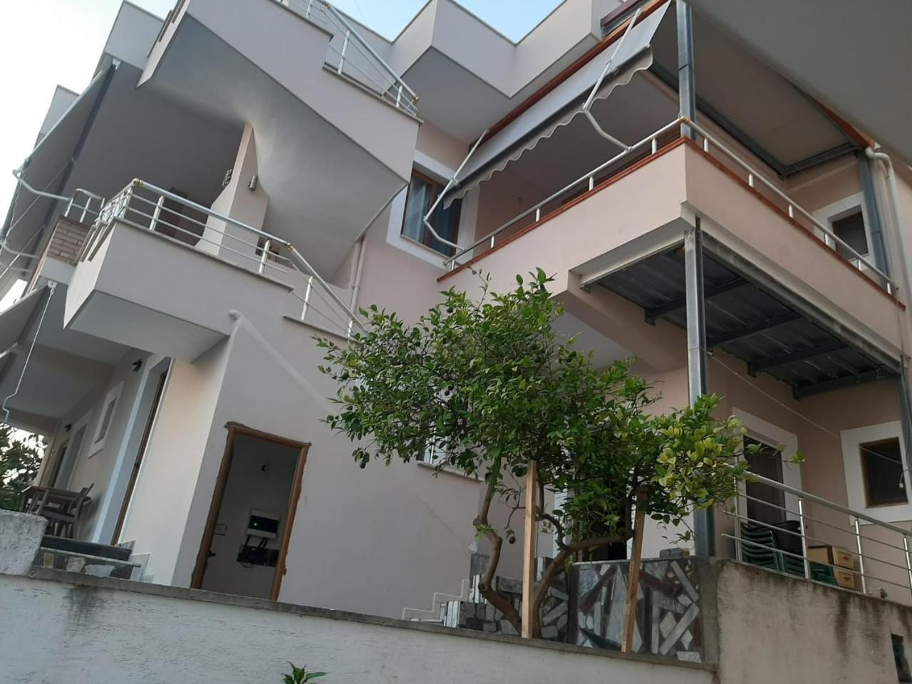 Vila Mina Durrës Exterior foto